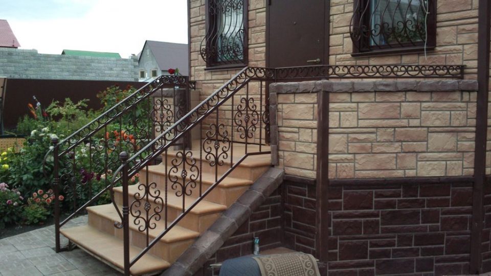 кованые лестницы в частном доме