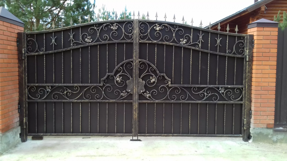 изготовление кованых ворот
